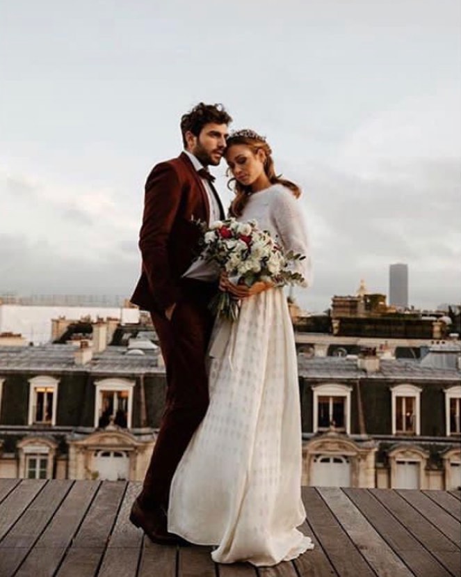 ✨Parisian Love✨

Coming soon ??? Photo: @throughtheglassparis 
Wedding planner: @konfetti_paris 
Fleurs: @verdefleurs_paris 
Tenue mariée: @camillemarguetcreatrice 
Costume: @lapieceur 
Papeterie: @lesbanditsevents 
Couronne: @lizeronparis 
Modèles: @renskelinders et @pierre.nicol 
Décoration: @bigdaybazaar 
Muah: @amarylis_greenbeauty 
Lieu: @maisonblancheparis 
Champagne: @champagnepommery 
#wedding #love #photography #photographer #weddingdress #flowers #weddingplanner #decoration #decorationmariage #paris #weddingparis #toitdeparis #hairstyle #makeup #weddingmakeup #weddingmua #weddinghair #bride #grooms #photo #loveparis #cityoflove #france #parisienne